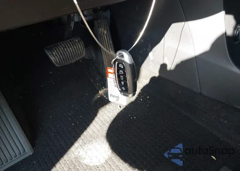 2022 Hyundai Palisade Calligraphy z USA, uszkodzony, nr VIN KM8R7DHE1NU385008